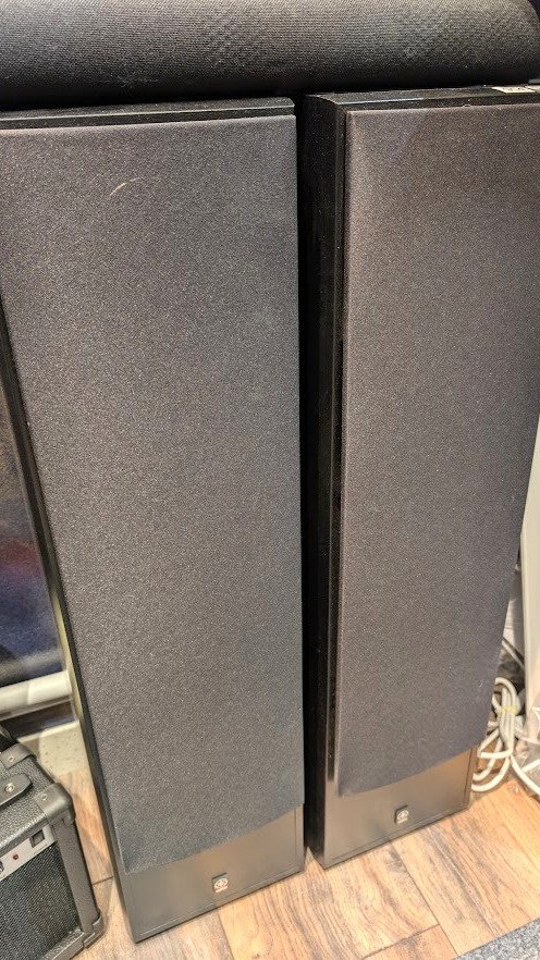 Yamaha NS-50F põrandakõlarid