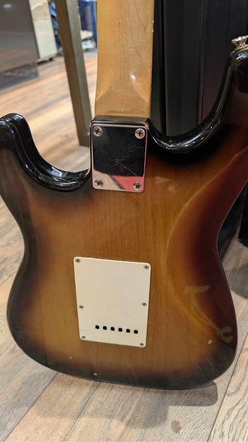 1999. a Squier Classic Vibe Stratocaster