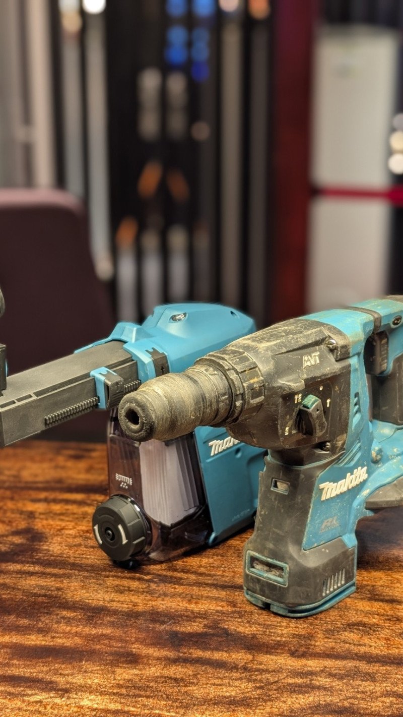 Makita akupuurvasar DHR281ZWJ + tolmukogumissüsteem