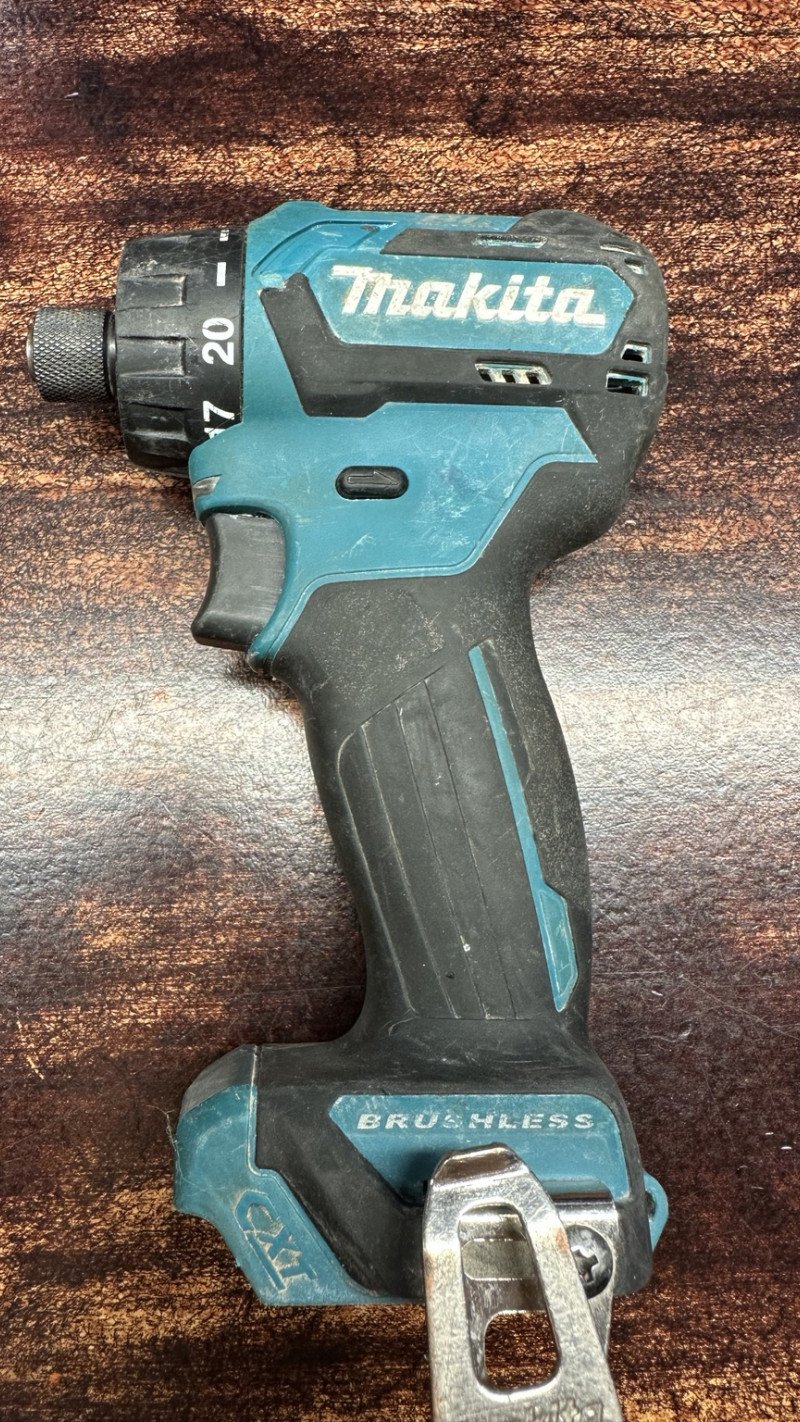 Makita DFO32DSAJ
