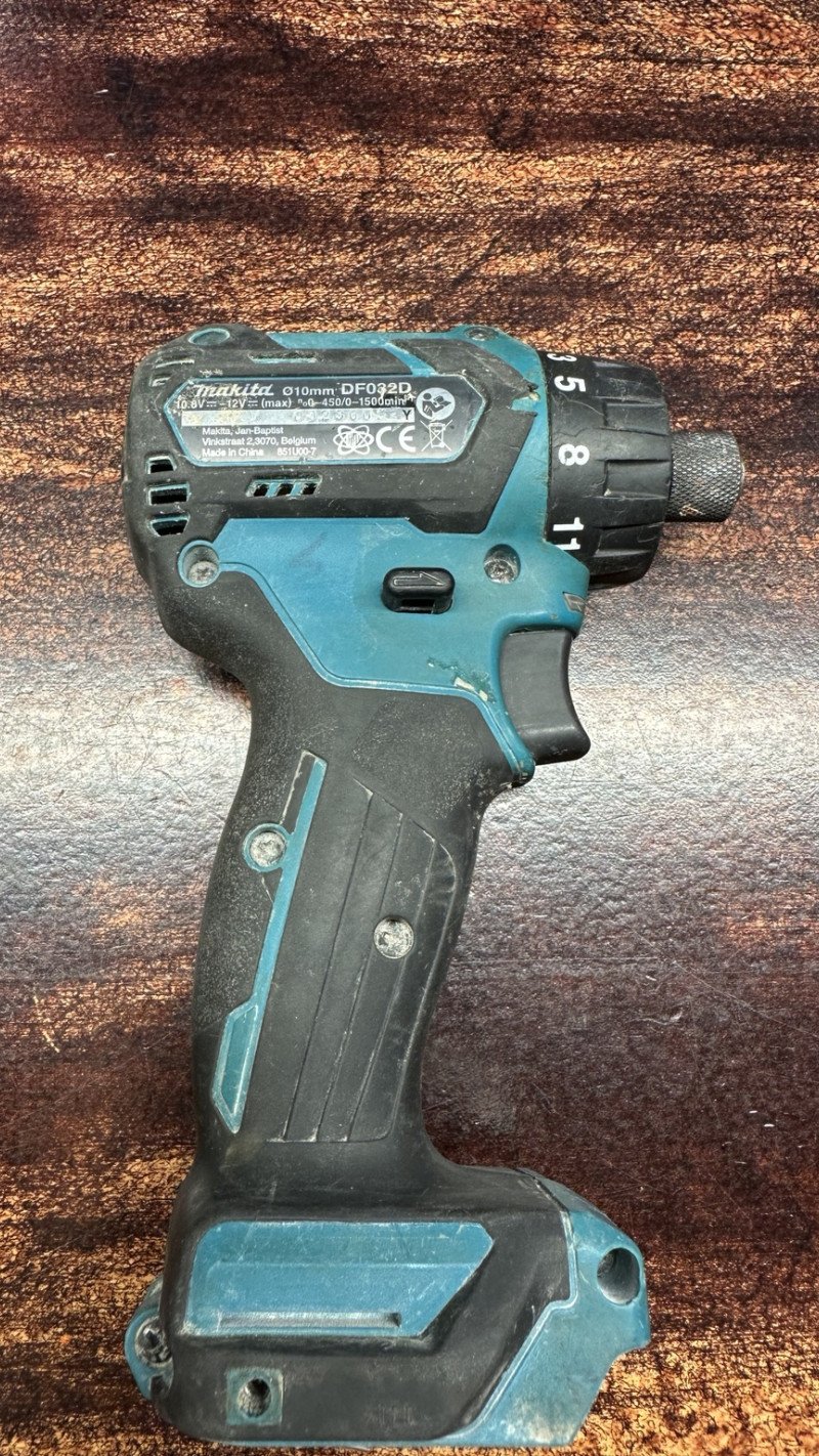 Makita DFO32DSAJ