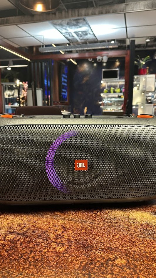 Kaasas kantav kõlar JBL Partybox-The-Go
