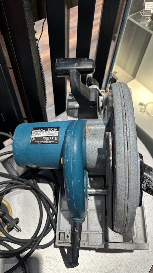 Ketaslõikur Makita 5903R (juhtmega)