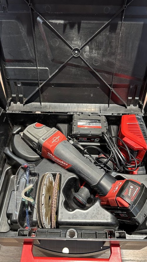 Ketaslõikur Milwaukee Milwaukee M18 CAG125X-PDB-0X
